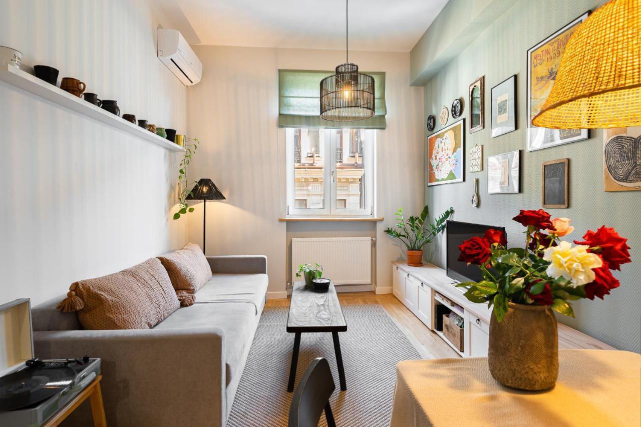 Bohemian Apartment In Old Town - Self Check-In Букурещ Екстериор снимка